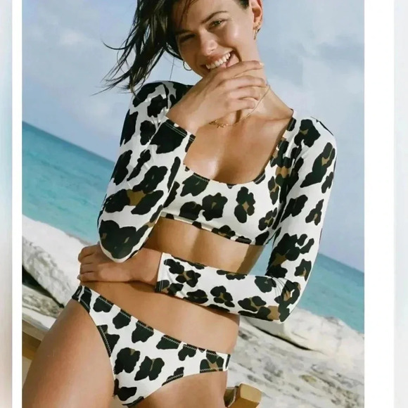 Solid & Striped Colette Swim Top - Picture 5 of 7